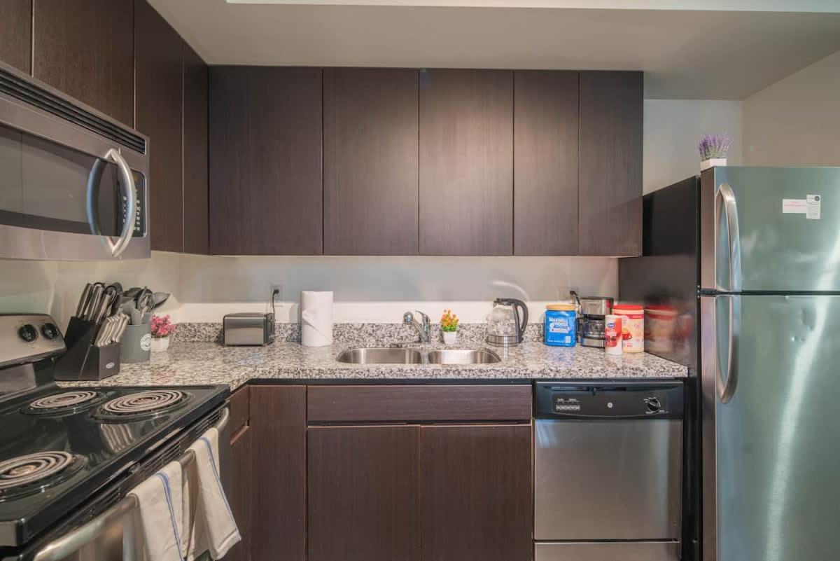 Apartment Charming 2bd - Downtown - Gym, Pool, Parking